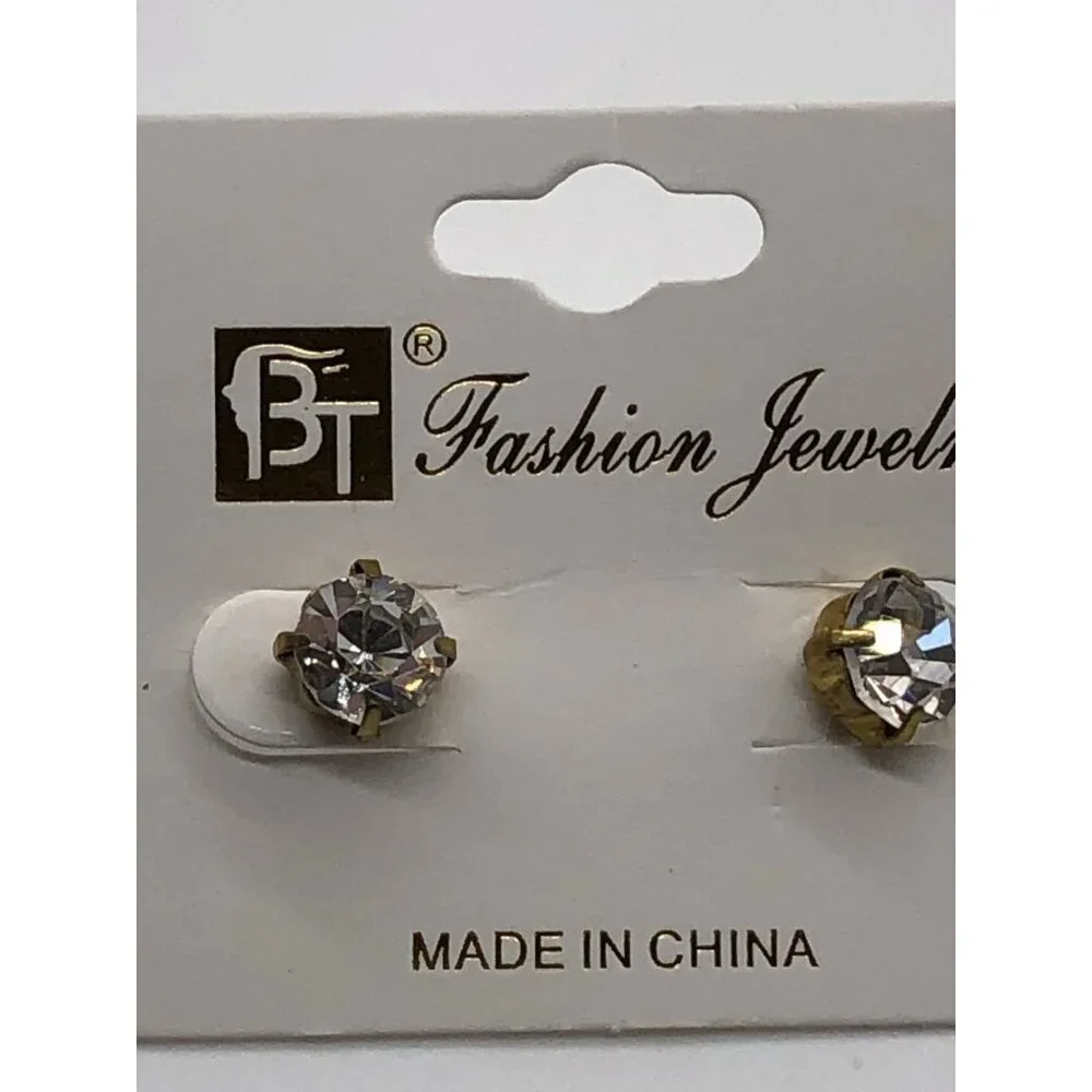BT Fashion Jewelry Round Crystal Stud Earrings Gold‎ Tone Rhinestone Accent